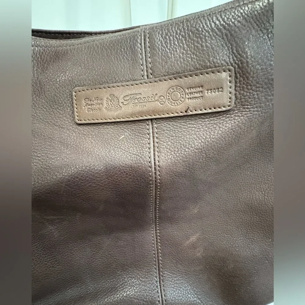 Fossil Leather Shoulder Bag Brown Style 75082 Key Charm Adjustable Strap